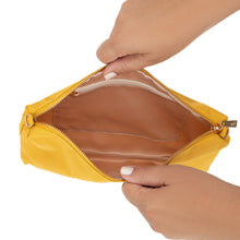 Load image into Gallery viewer, JU-JU-BE | BE QUICK CLUTCH | CHROMATICS GOLDEN AMBER